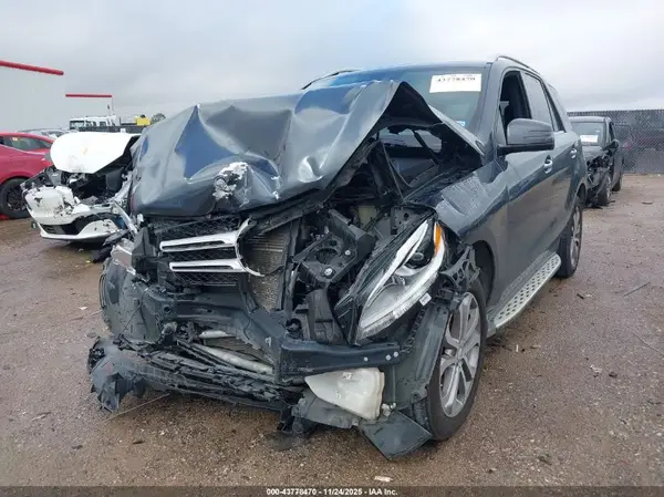 4JGDA5JB5GA680196 2016 MERCEDES-BENZ GLE - Image 2