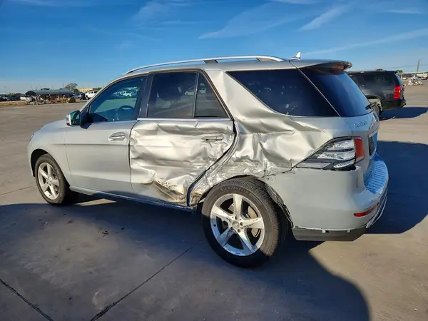 4JGDA5JB5GA695930 2016 MERCEDES-BENZ GLE - Image 2