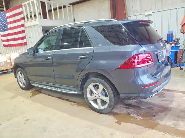 4JGDA5JB5GA696592 2016 MERCEDES-BENZ GLE - Image 2