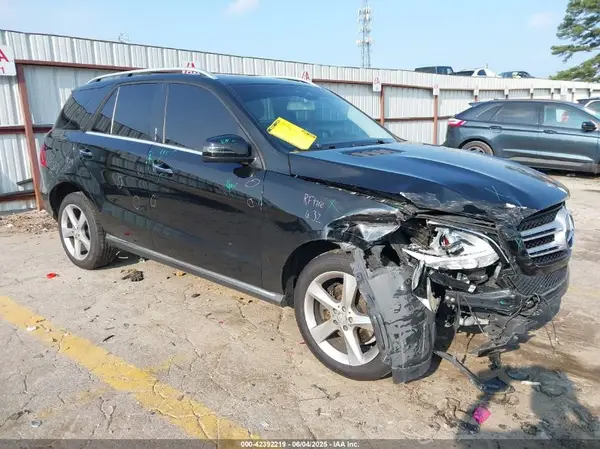 4JGDA5JB5GA727131 2016 MERCEDES-BENZ GLE - Image 1