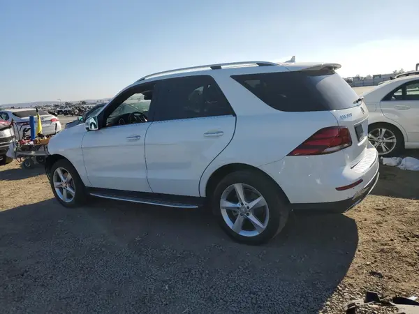 4JGDA5JB5GA744754 2016 MERCEDES-BENZ GLE - Image 2