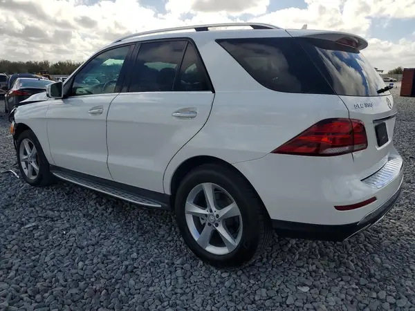4JGDA5JB5GA774613 2016 MERCEDES-BENZ GLE - Image 2