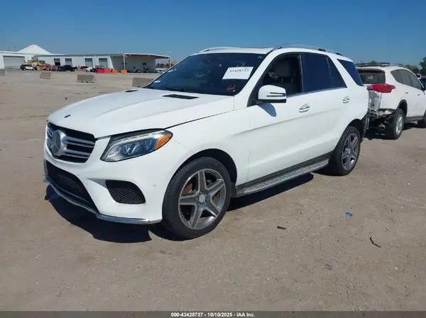 4JGDA5JB5GA796921 2016 MERCEDES-BENZ GLE - Image 2