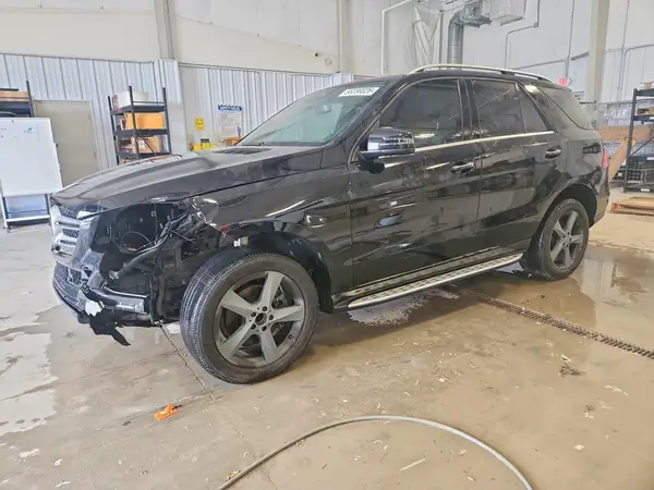 4JGDA5JB5HA819339 2017 MERCEDES-BENZ GLE - Image 1