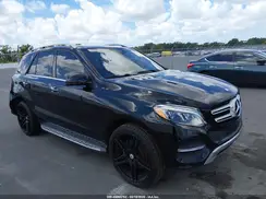 4JGDA5JB5HA854057 2017 MERCEDES-BENZ GLE