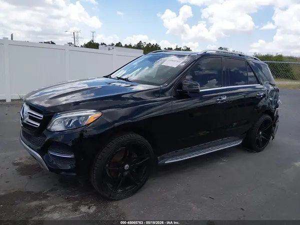 4JGDA5JB5HA854057 2017 MERCEDES-BENZ GLE - Image 2