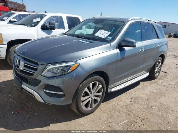4JGDA5JB5HA895532 2017 MERCEDES-BENZ GLE - Image 2