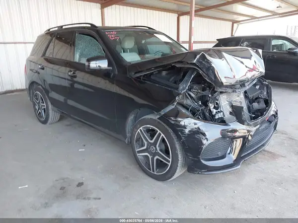 4JGDA5JB5HA911454 2017 MERCEDES-BENZ GLE - Image 1