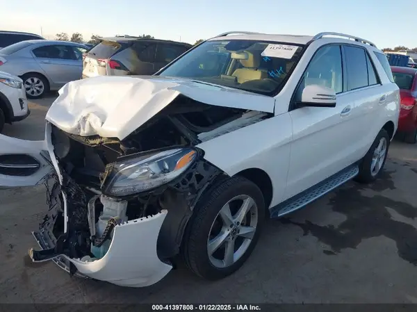 4JGDA5JB5HA927105 2017 MERCEDES-BENZ GLE - Image 2