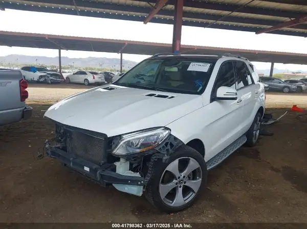 4JGDA5JB5HA946575 2017 MERCEDES-BENZ GLE - Image 2