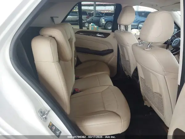4JGDA5JB5HA946575 2017 MERCEDES-BENZ GLE - Image 8