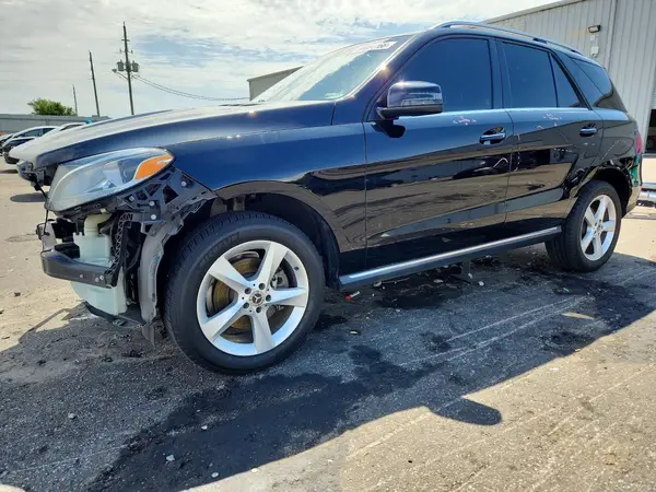 4JGDA5JB5HA946771 2017 MERCEDES-BENZ GLE - Image 1