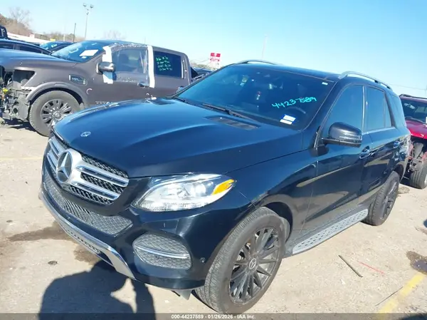 4JGDA5JB5HA967281 2017 MERCEDES-BENZ GLE - Image 2