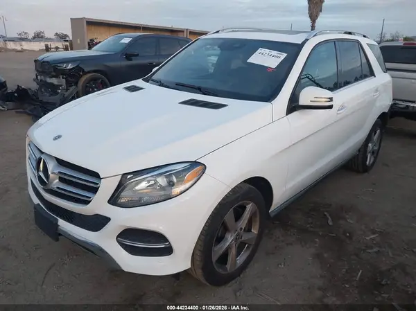 4JGDA5JB5HA973680 2017 MERCEDES-BENZ GLE - Image 2