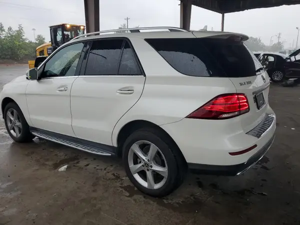 4JGDA5JB5JB012500 2018 MERCEDES-BENZ GLE - Image 2