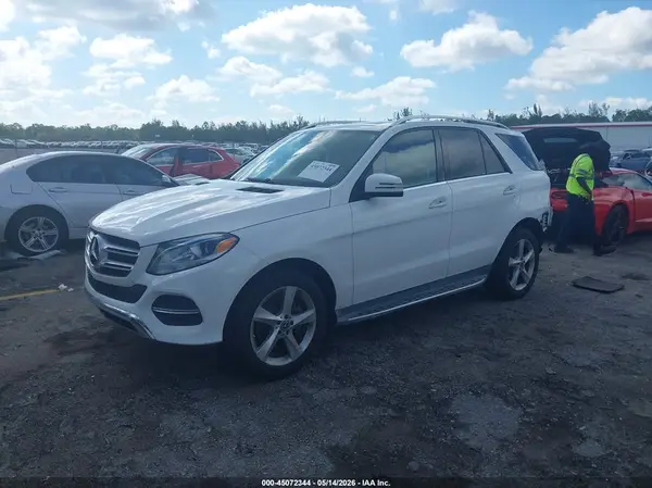4JGDA5JB5JB074544 2018 MERCEDES-BENZ GLE - Image 2
