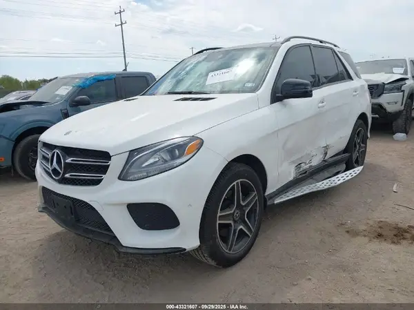 4JGDA5JB5JB113620 2018 MERCEDES-BENZ GLE - Image 2
