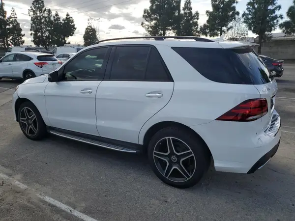 4JGDA5JB5JB116646 2018 MERCEDES-BENZ GLE - Image 2