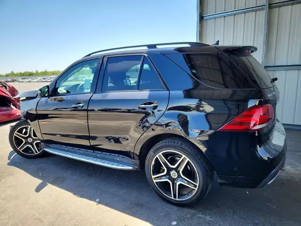 4JGDA5JB5JB172408 2018 MERCEDES-BENZ GLE - Image 2