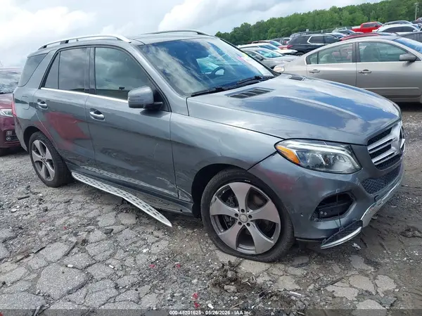 4JGDA5JB5JB173669 2018 MERCEDES-BENZ GLE - Image 1