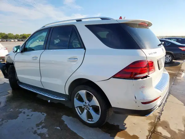 4JGDA5JB5JB182226 2018 MERCEDES-BENZ GLE - Image 2