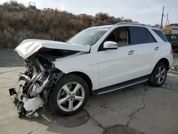 4JGDA5JB5JB201096 2018 MERCEDES-BENZ GLE - Image 1