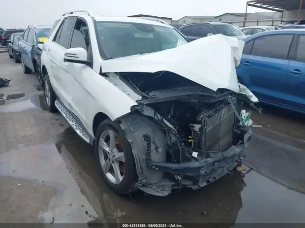 4JGDA5JB6GA712251 2016 MERCEDES-BENZ GLE - Image 1