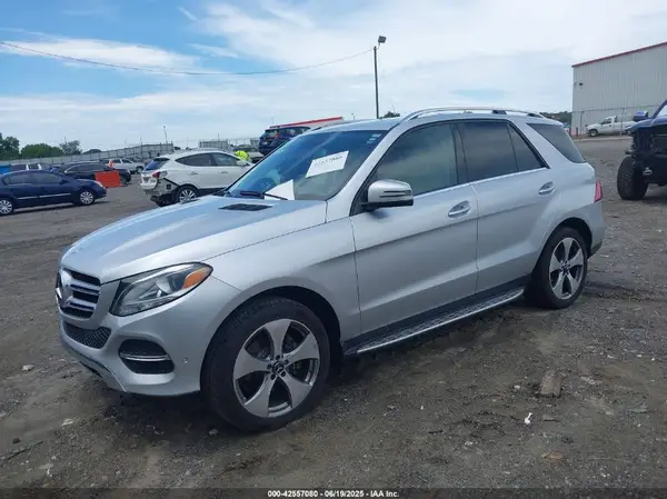 4JGDA5JB6GA718115 2016 MERCEDES-BENZ GLE - Image 2