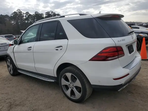 4JGDA5JB6GA779660 2016 MERCEDES-BENZ GLE - Image 2