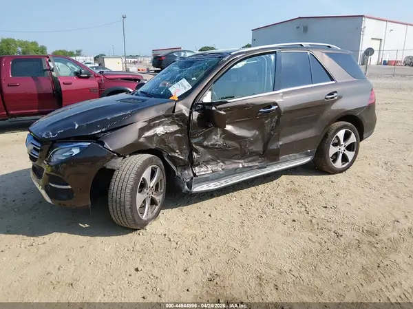 4JGDA5JB6GA788214 2016 MERCEDES-BENZ GLE - Image 2