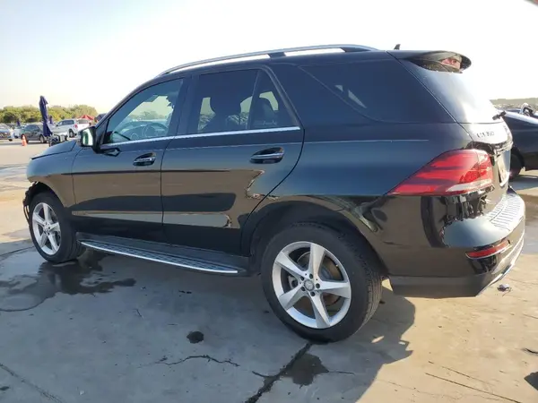4JGDA5JB6HA815817 2017 MERCEDES-BENZ GLE - Image 2