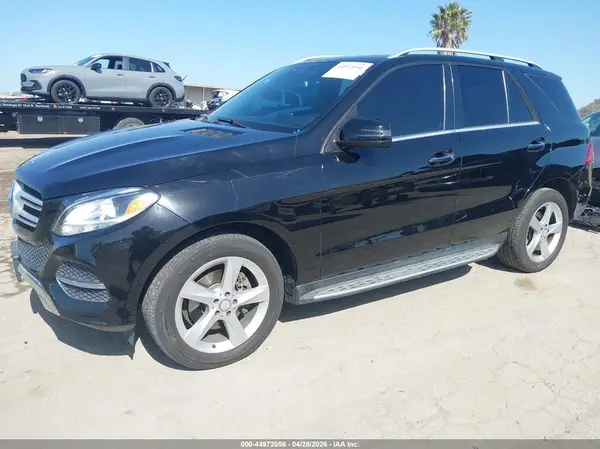 4JGDA5JB6HA843911 2017 MERCEDES-BENZ GLE - Image 2
