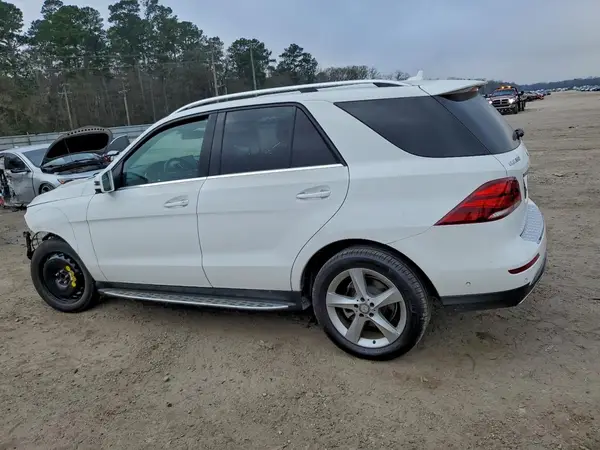 4JGDA5JB6HA857100 2017 MERCEDES-BENZ GLE - Image 2