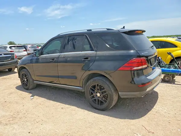 4JGDA5JB6HA888007 2017 MERCEDES-BENZ GLE - Image 2