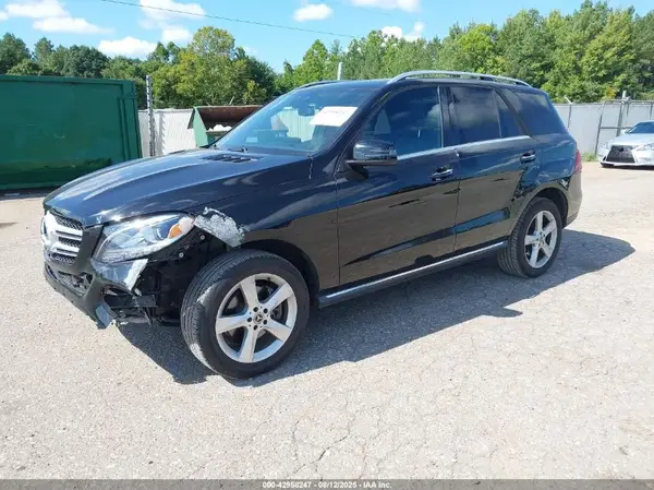 4JGDA5JB6HA904917 2017 MERCEDES-BENZ GLE - Image 2