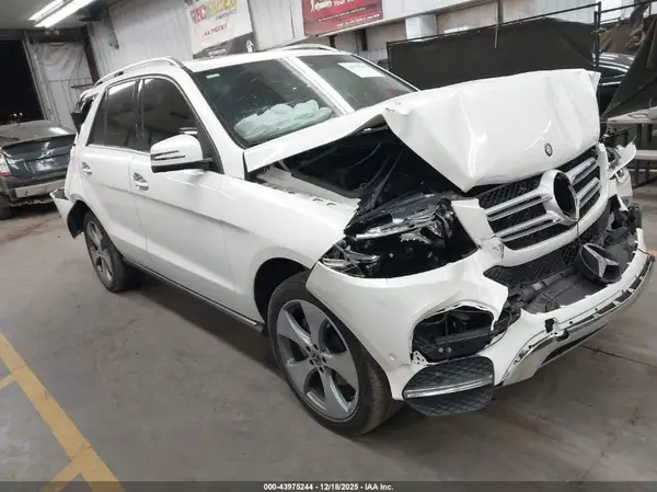 4JGDA5JB6HA932913 2017 MERCEDES-BENZ GLE - Image 1