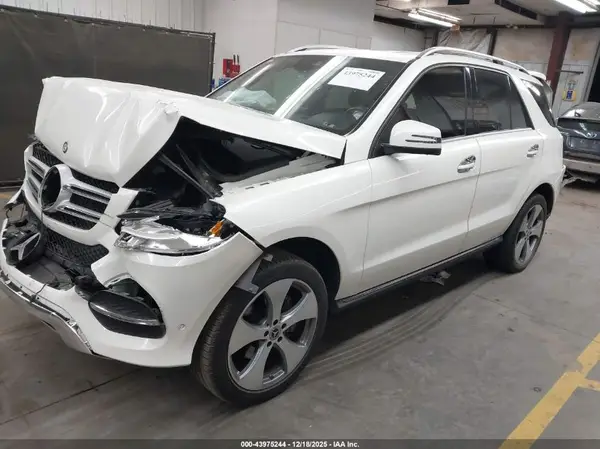 4JGDA5JB6HA932913 2017 MERCEDES-BENZ GLE - Image 2