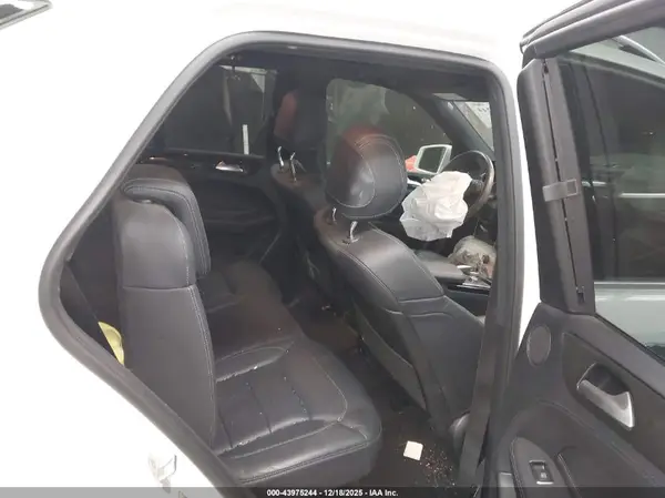 4JGDA5JB6HA932913 2017 MERCEDES-BENZ GLE - Image 8