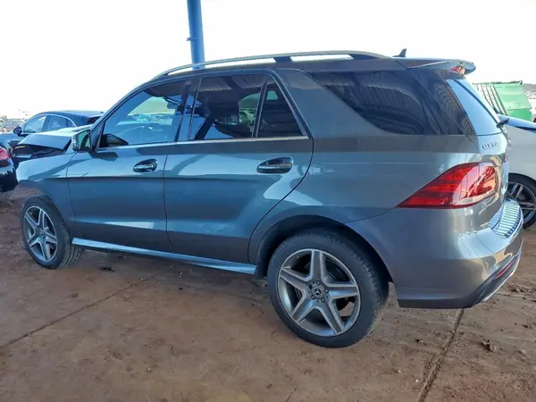 4JGDA5JB6HA971615 2017 MERCEDES-BENZ GLE - Image 2
