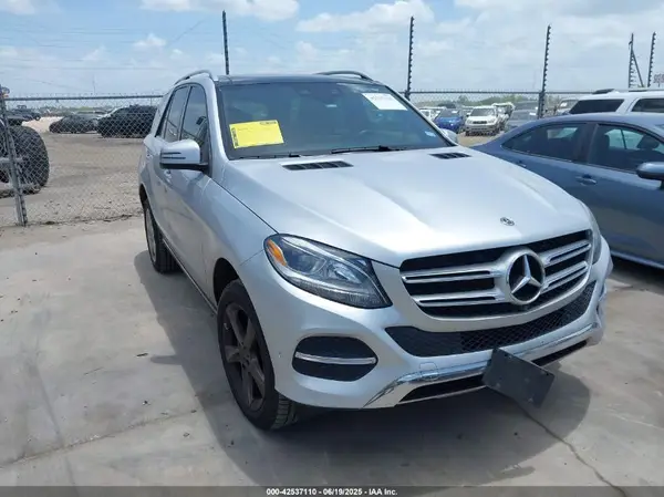 4JGDA5JB6HA975972 2017 MERCEDES-BENZ GLE - Image 1