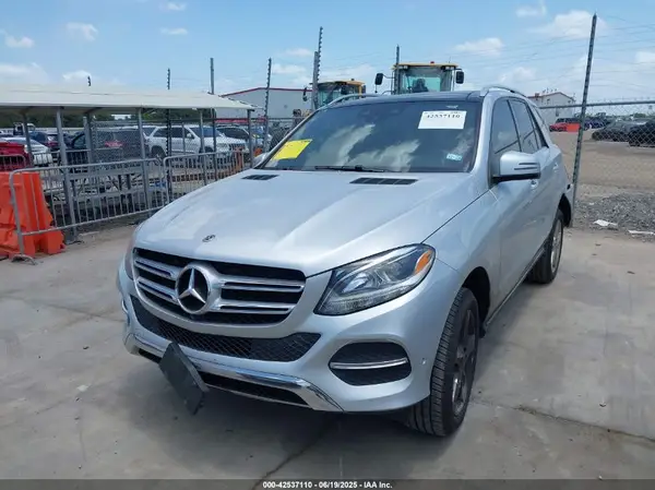 4JGDA5JB6HA975972 2017 MERCEDES-BENZ GLE - Image 2