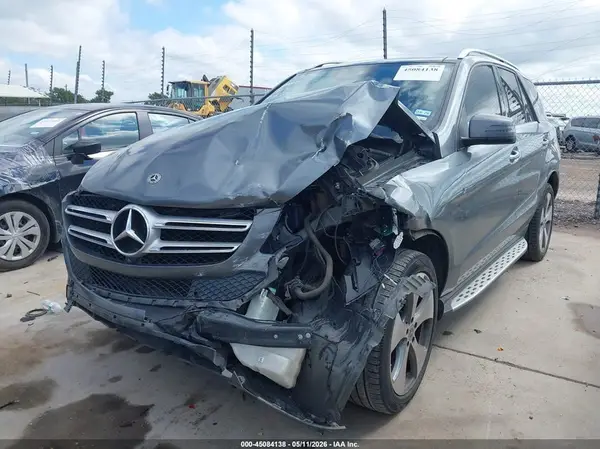 4JGDA5JB6HA984302 2017 MERCEDES-BENZ GLE - Image 2