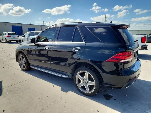 4JGDA5JB6JB005703 2018 MERCEDES-BENZ GLE - Image 2