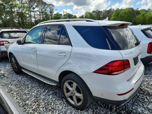 4JGDA5JB6JB024686 2018 MERCEDES-BENZ GLE - Image 2