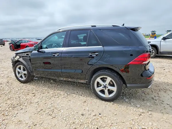4JGDA5JB6JB025417 2018 MERCEDES-BENZ GLE - Image 2
