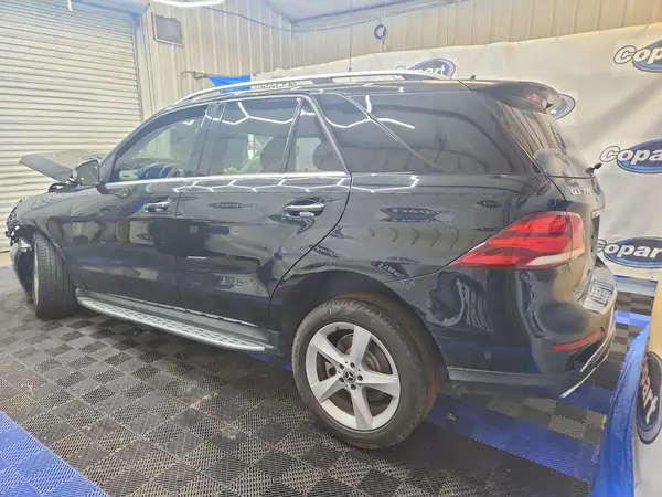 4JGDA5JB6JB028057 2018 MERCEDES-BENZ GLE - Image 2