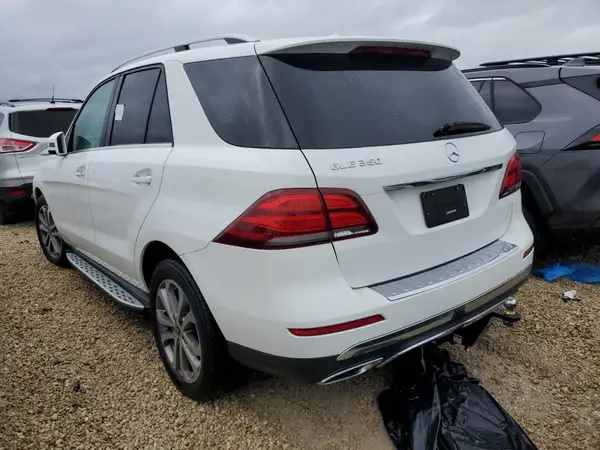 4JGDA5JB6JB050995 2018 MERCEDES-BENZ GLE - Image 2