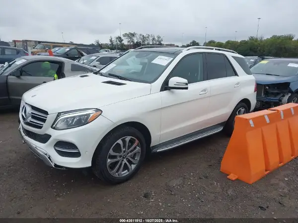 4JGDA5JB6JB078196 2018 MERCEDES-BENZ GLE - Image 2