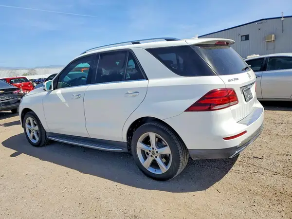 4JGDA5JB6JB080093 2018 MERCEDES-BENZ GLE - Image 2
