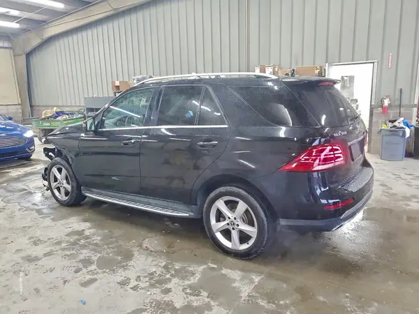 4JGDA5JB6JB131401 2018 MERCEDES-BENZ GLE - Image 2
